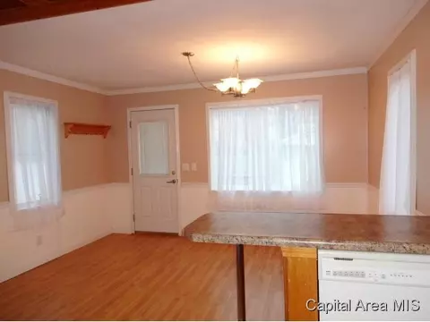 2056 S State, Springfield, IL 62704 photo 6