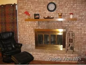 2436 Mayfair Rd, Springfield, IL 62703 photo 2