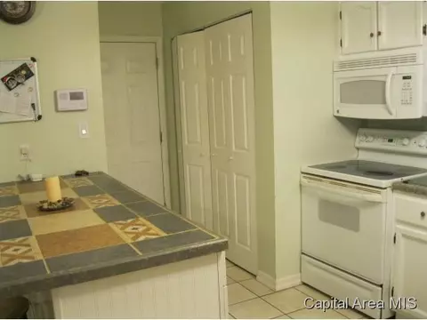 2436 Mayfair Rd, Springfield, IL 62703 photo 8