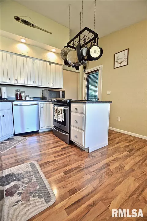 2905 Ontario Cul-de-sac, Springfield, IL 62707 photo 10