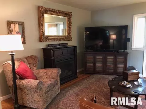 2145 Marland St, Springfield, IL 62702 photo 5