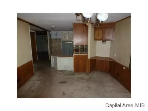 237 Magnolia Dr, Springfield, IL 62702 photo 7
