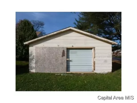 237 Magnolia Dr, Springfield, IL 62702 photo 3