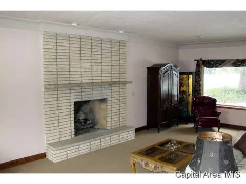 5 Orchard Ln, Springfield, IL 62712 photo 3