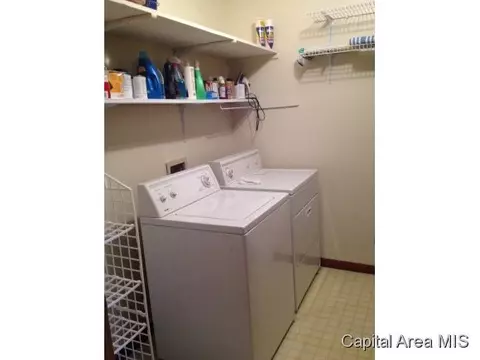 4014 Thornbrook, Springfield, IL 62711 photo 15