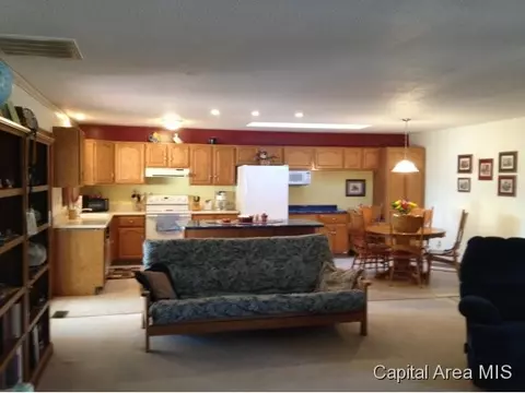 4014 Thornbrook, Springfield, IL 62711 photo 9