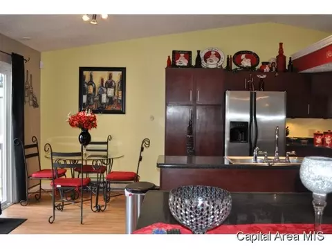 4144 Pickfair, Springfield, IL 62703 photo 2