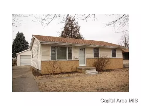 1917 N 24th, Springfield, IL 62702 photo 2