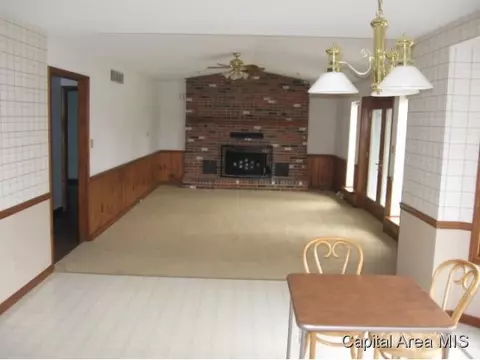 2460 Wydown, Springfield, IL 62704 photo 4