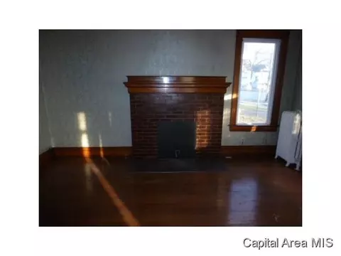 807 W Edwards, Springfield, IL 62704 photo 6