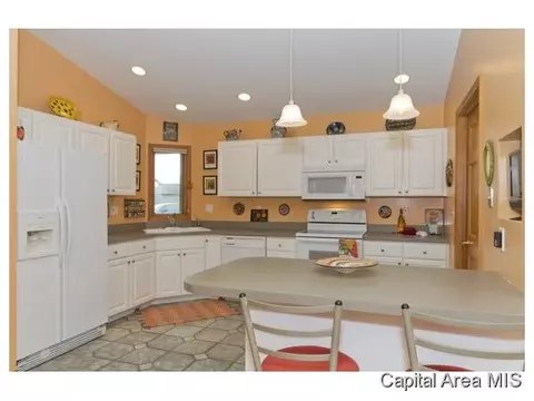 2700 Amelia Ct, Springfield, IL 62711 photo 9