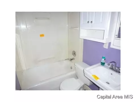 1528 E Kys, Springfield, IL 62702 photo 5