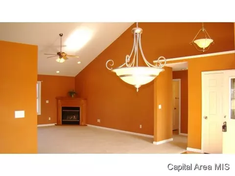 5213 Mountain Vw, Springfield, IL 62711 photo 6