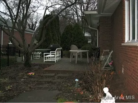 2324 Sylvan, Springfield, IL 62704 photo 23