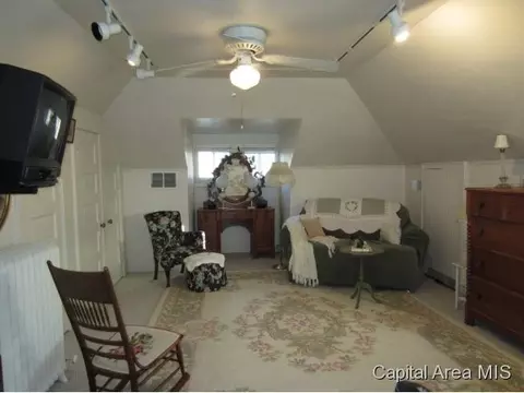 919 S 8th, Springfield, IL 62703 photo 16