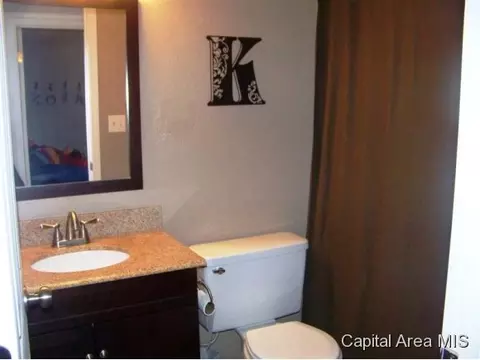 237 Bristol Dr, Springfield, IL 62702 photo 16