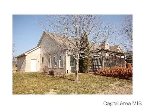 2100 Lake Crest Dr, Springfield, IL 62712 photo 22