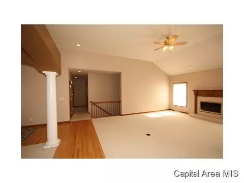 2100 Lake Crest Dr, Springfield, IL 62712 photo 14