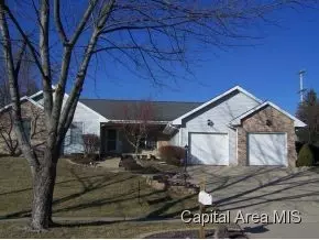 4041 Springer, Springfield, IL 62711 photo 1