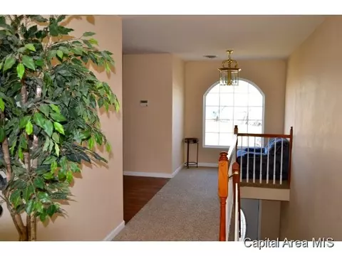 1000 Post Rd, Springfield, IL 62712 photo 10