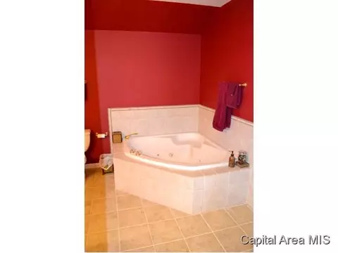 1000 Post Rd, Springfield, IL 62712 photo 13
