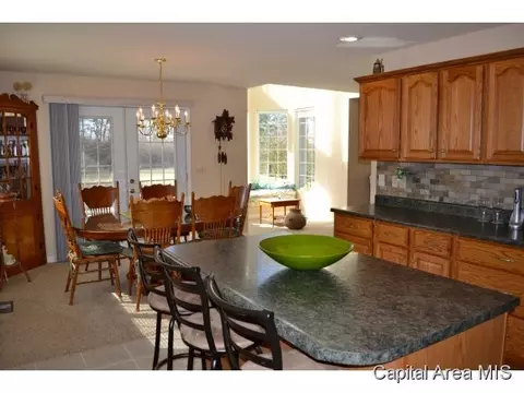 1000 Post Rd, Springfield, IL 62712 photo 6