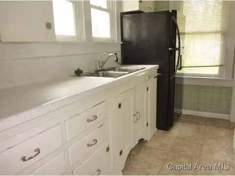 1500 S State, Springfield, IL 62704 photo 3