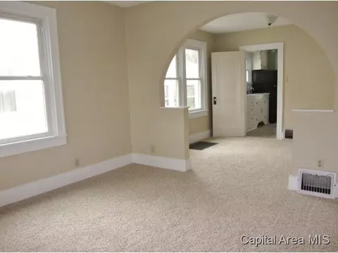 1500 S State, Springfield, IL 62704 photo 2