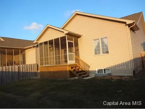 465 Elle, Springfield, IL 62711 photo 2