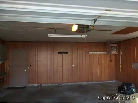 1908 Claremont, Springfield, IL 62703 photo 18