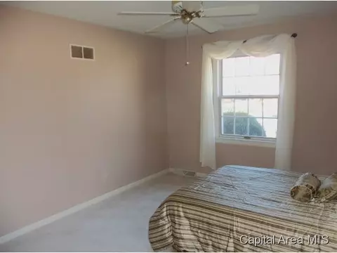 1908 Claremont, Springfield, IL 62703 photo 13