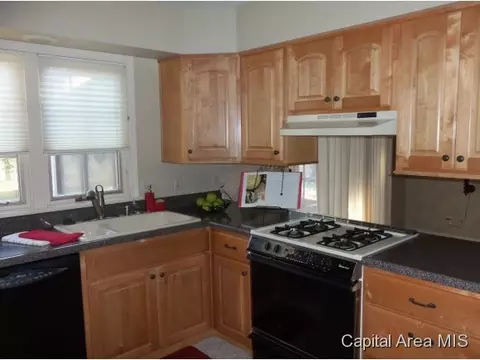 1908 Claremont, Springfield, IL 62703 photo 4