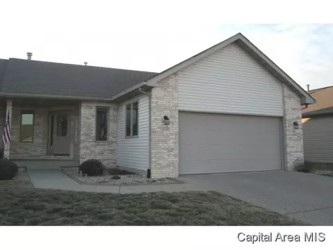 3221 Red Oak Ln, Springfield, IL 62712 photo 1