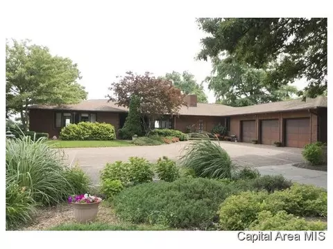 77 Linden Ln, Springfield, IL 62712 photo 1