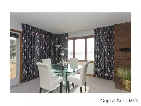 77 Linden Ln, Springfield, IL 62712 photo 10