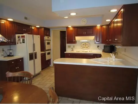 3209 W Pt, Springfield, IL 62704 photo 7