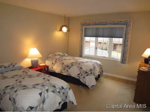 3209 W Pt, Springfield, IL 62704 photo 15