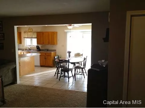 218 W Raylots, Spaulding, IL 62561 photo 8