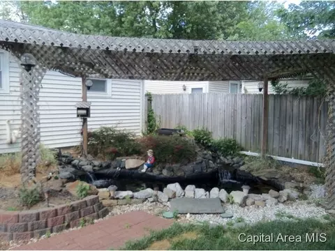 2428 Griffiths, Springfield, IL 62702 photo 6