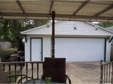 2428 Griffiths, Springfield, IL 62702 photo 5