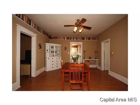 405 Elm, New Berlin, IL 62670 photo 16