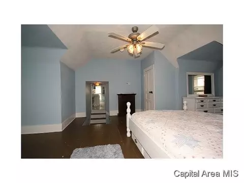 405 Elm, New Berlin, IL 62670 photo 14