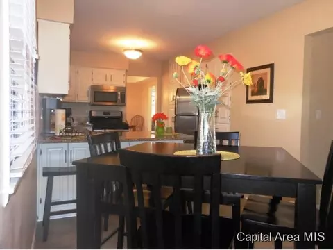 919 Wythe Rd, Springfield, IL 62702 photo 9