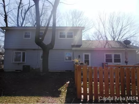 919 Wythe Rd, Springfield, IL 62702 photo 2