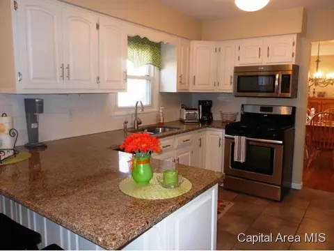 919 Wythe Rd, Springfield, IL 62702 photo 12