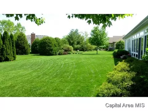 6404 Stonehaven Rdg, Springfield, IL 62711 photo 4