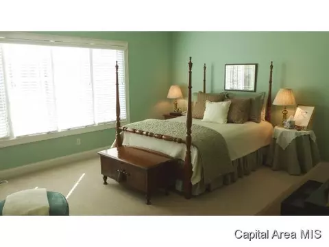 6404 Stonehaven Rdg, Springfield, IL 62711 photo 15