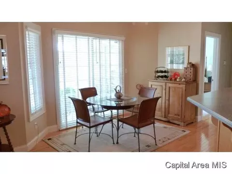 6404 Stonehaven Rdg, Springfield, IL 62711 photo 10