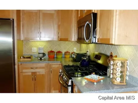 6404 Stonehaven Rdg, Springfield, IL 62711 photo 9