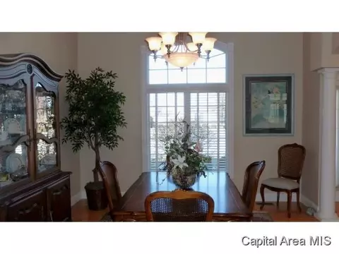 6404 Stonehaven Rdg, Springfield, IL 62711 photo 7